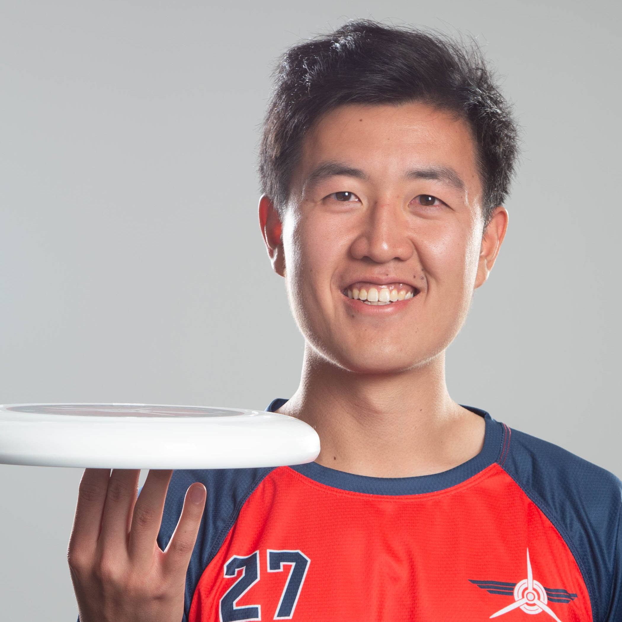 Daniel Zhu headshot